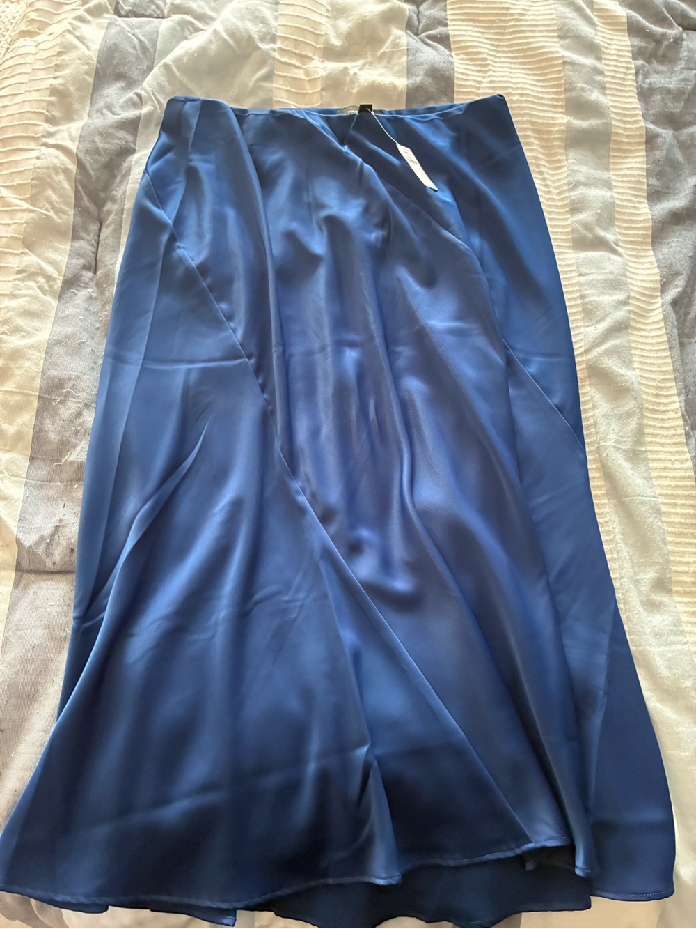 Banana Republic Blue Satin A-Line Midi Skirt - Picture 2 of 6
